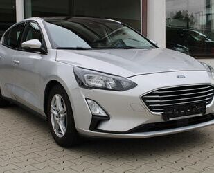 Ford Ford Focus Cool & Connect 1.0 EcoBoost,DSG,Navi,Kl Gebrauchtwagen