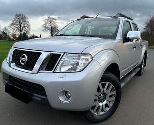 Nissan Nissan Navara V6 3.0 PICKUP 4x4 AHK*SHZ Bose 1.Ha Gebrauchtwagen