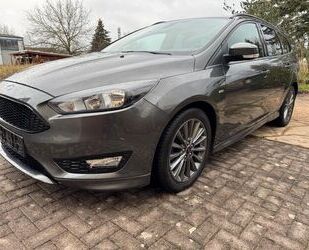 Ford Ford Focus 1,0 EcoBoost Turnier ST-Line Gebrauchtwagen