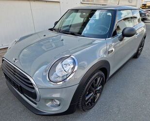 Mini MINI One First Navi PDC TÜV neu Gebrauchtwagen