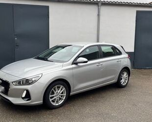 Hyundai Hyundai i30 1.4 T-GDI Trend DCT Trend Garantie 07/ Gebrauchtwagen