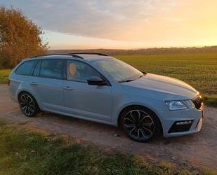 Skoda Skoda Octavia RS Kombi+245PS+8fach+LED+AHK+Garanti Gebrauchtwagen