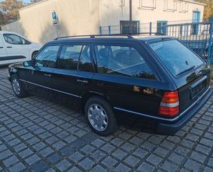 Mercedes-Benz Mercedes-Benz W124 E280T Sportline saphirschwarz K Gebrauchtwagen