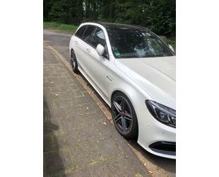 Mercedes-Benz Mercedes-Benz C63 AMG Garantie 8-f 360 Memory Pano Gebrauchtwagen