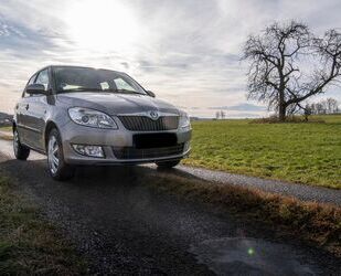 Skoda Skoda Fabia II Fließheck 1.2 TSI Ambiente Gebrauchtwagen