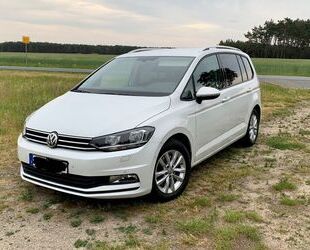 VW Volkswagen Touran 1.6 TDI SCR BMT Klima/Navi/Sitzh Gebrauchtwagen