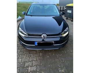 VW Volkswagen Golf VII 1.0 TSI DSG Massagesitz PDC To Gebrauchtwagen