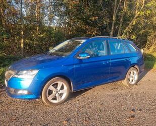 Skoda Skoda Fabia 1.0l MPI 55kW Ambition Race-Blau Metal Gebrauchtwagen