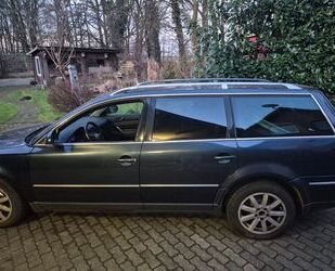 VW Volkswagen Passat Variant 2.5 V6 TDI tiptronic Exc Gebrauchtwagen