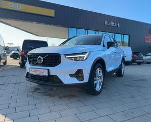 Volvo Volvo XC40 Plus Dark B4 Mild-Hybrid Gebrauchtwagen