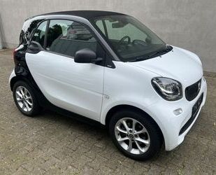 Smart Smart ForTwo coupe electric drive / EQ,Navi,Sitzhe Gebrauchtwagen