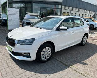 Skoda Skoda Fabia Essence 1.0 MPI 59 kW MJ2024 Vorführwa Gebrauchtwagen