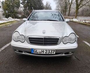 Mercedes-Benz Mercedes-Benz C 200 Rentnerfahrzeug Scheckheft Top Gebrauchtwagen