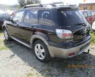 Mitsubishi Mitsubishi Outlander 2.4 Dakar Gebrauchtwagen