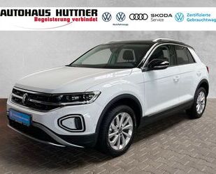 VW Volkswagen T-Roc STYLE 1.5 TSI DSG NAVI AHK LED AP Gebrauchtwagen