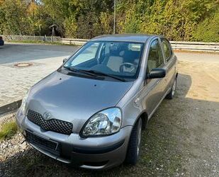 Toyota Toyota Yaris 1.0 C KLIMA Gebrauchtwagen