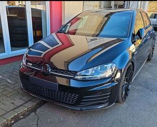 VW Volkswagen Golf VII Lim. GTD NAVI XENON KLIMA PDC Gebrauchtwagen