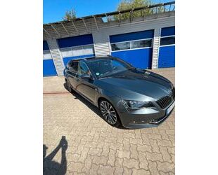 Skoda Skoda Superb Combi Exclusive Baureihe L&K, Vollaus Gebrauchtwagen