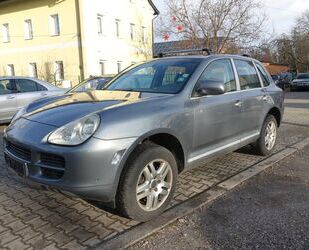 Porsche Porsche Cayenne V6 *LEDER*AHK* Gebrauchtwagen