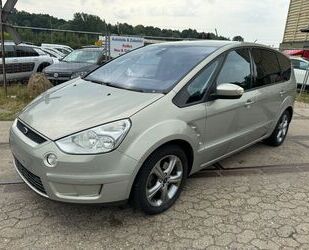 Ford Ford S-Max S-MAX Titanium*Autom.*Navi*2.Hand*7-Sit Gebrauchtwagen