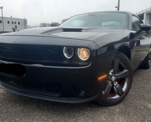 Dodge Dodge Challenger R/T 5.7L V8 Gebrauchtwagen