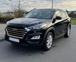 Hyundai Hyundai TUCSON 1.6 GDI SCHECKHEFT 1.HA/NAVI/SHZ/KA Gebrauchtwagen