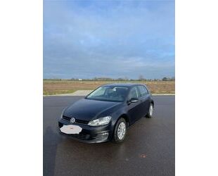 VW Volkswagen Golf 1.6 TDI DSG BlueMotion Tech Comfor Gebrauchtwagen