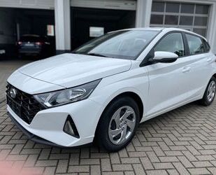 Hyundai Hyundai i20 1.0 T-GDI 74kW KLIMA / TEMPOMAT /PDC Gebrauchtwagen