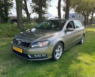 VW Volkswagen Passat Variant 1.6 TDI BlueMotion Execu Gebrauchtwagen