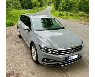 VW Volkswagen PASSAT B8 VARIANT 2.0 TDI 150ps TÜV 1.H Gebrauchtwagen