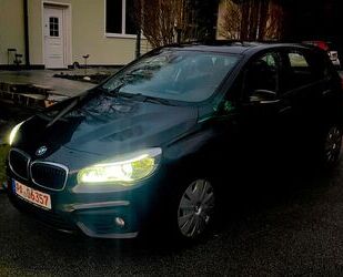 BMW BMW 218iA Active Tourer Automatik LED Navi Tüv NEU Gebrauchtwagen