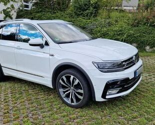 VW Volkswagen Tiguan R-Line 2.0 TDI SCR 140kW DSG 4MO Gebrauchtwagen