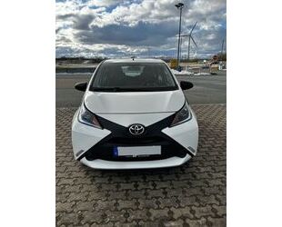 Toyota Toyota Aygo (X) 1,0-l-VVT-i x x Gebrauchtwagen