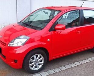 Daihatsu Daihatsu Sirion 1,3 L, 91 PS, Allwetterr., neue Ku Gebrauchtwagen