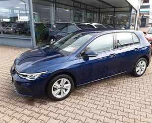 VW Volkswagen Golf VIII Lim. Life Navi LH SH Klima Ap Gebrauchtwagen