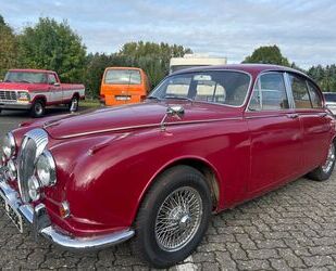 Jaguar Jaguar Daimler V8 250 Saloon/RHD Gebrauchtwagen