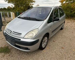 Citroen Citroën Xsara Picasso 1.6 16V Confort Gebrauchtwagen