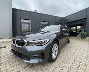 BMW BMW 318 d Touring Advantage Steptronic Gebrauchtwagen