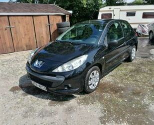 Peugeot Peugeot 206 + Basis Gebrauchtwagen