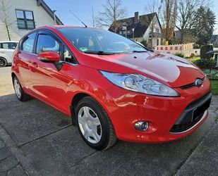 Ford Ford Fiesta 1,4 Titanium, TÜV und Reifen Neu Gebrauchtwagen