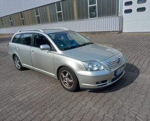 Toyota Toyota Avensis Combi Sol 1.8-l-VVT-i Sol Gebrauchtwagen