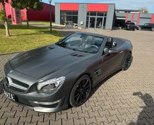 Mercedes-Benz Mercedes-Benz SL 63 AMG Carbon-Paket Panoramadach Gebrauchtwagen