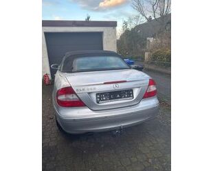 Mercedes-Benz Mercedes-Benz CLK 200 KOMPRESSOR ELEGANCE ELEGANCE Gebrauchtwagen