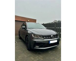 VW Volkswagen Tiguan 2.0 TSI 4MOTION R-Line Black 20Z Gebrauchtwagen