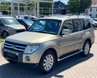 Mitsubishi Mitsubishi Pajero 3.2 DI-D Instyle 4x4*XENON*NAVI* Gebrauchtwagen