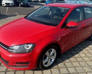 VW Volkswagen Golf 1.4 TSI Lim. 1-Hd.|Bi-Xenon|Navi|P Gebrauchtwagen