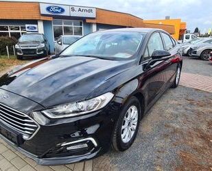 Ford Ford Mondeo 2.0 EcoBlue Lim Rückfahrk. PDC Winterp Gebrauchtwagen