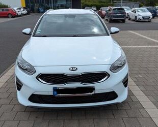 Kia Kia Kia CEED SW 1.6 D Spirit DCT 48V Fast Vollauss Gebrauchtwagen