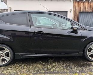 Ford Ford Fiesta 1,6 EcoBoost ST Leder-Sport-Paket ST . Gebrauchtwagen