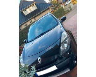 Renault Renault Clio Expression 1.2 16V Expression NAVI Fr Gebrauchtwagen